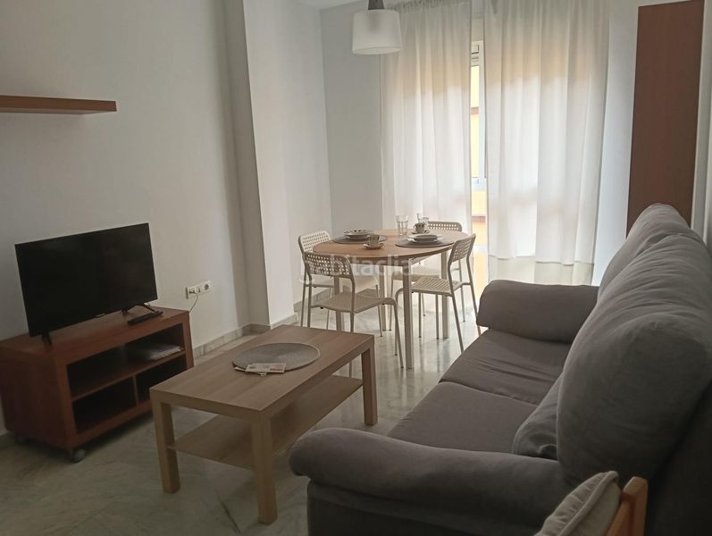 Foto 8f14b348-803e-4f87-a173-5bddfa544608. Rent flat with parking in Conde de Ureña Málaga