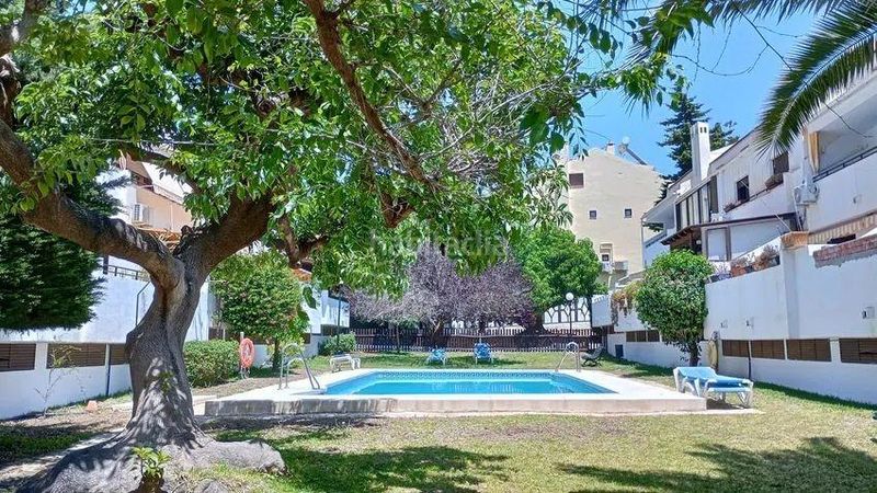 Foto bd151994-37a0-491e-bf8c-c113c3ee9332. Pis amb aparcament piscina a Cerrado de Calderón - Hacienda Paredes Málaga