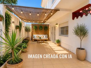 Casa aparellada a Playa del Rincón. Vivienda en primera línea de playa