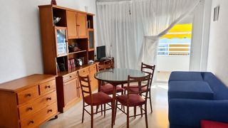 Appartement in Caleta de Velez. Apartamento amplio en caleta de velez  a menos de 100 metros de