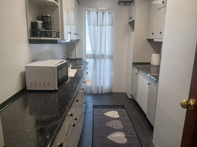 Foto 46966bd6-d8e8-4bc0-9f2a-f3ace144be3c. Rent flat with parking in La Trinidad Málaga
