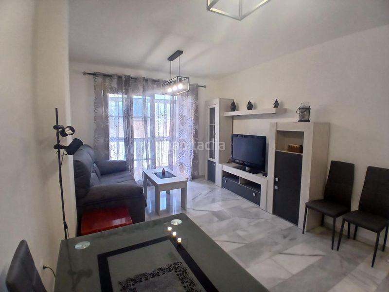 Foto 867a8b8b-36b3-45ca-8cbe-5b748344a4ab. Rent flat with parking in La Trinidad Málaga