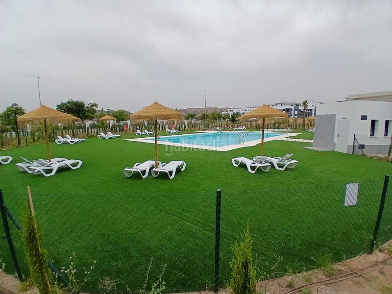 Foto a737411d-d986-45c3-bd1d-e339fbfb98ed. Pis amb aparcament piscina a Santa Isabel Málaga