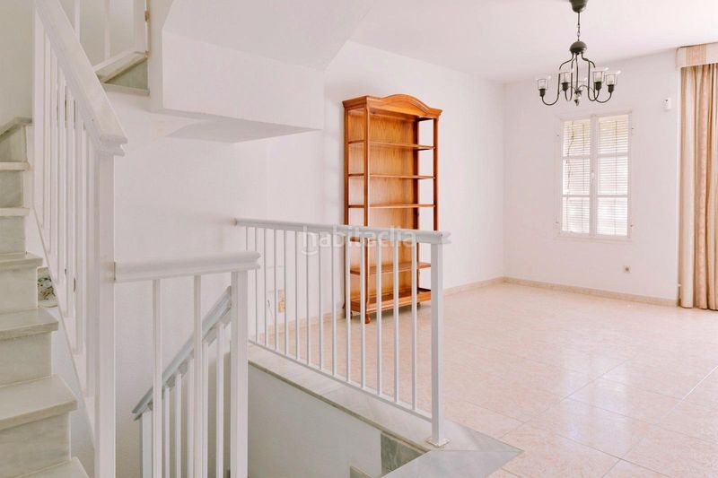 Foto a27ae31d-c1cf-47b7-ba94-fd0b76b92fb2. Casa adossada amb aparcament piscina a Hispanidad - Vivar Téllez Vélez - Málaga