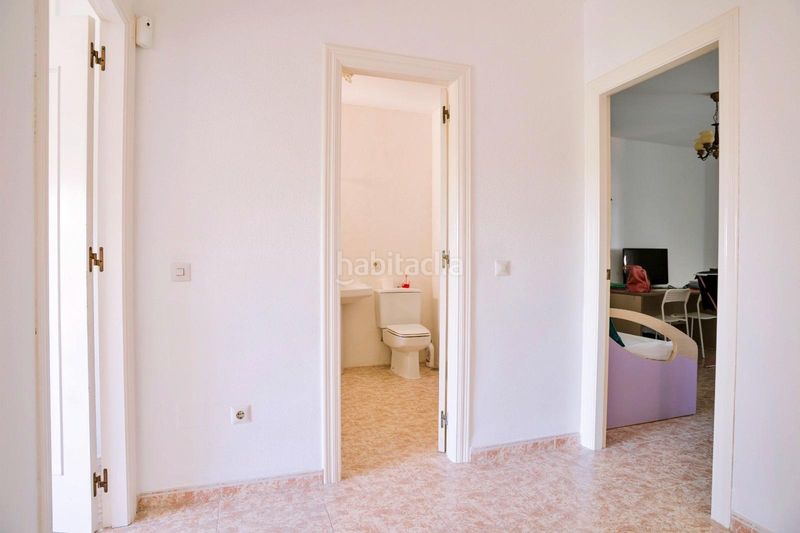 Foto c83ff7ac-fd06-4d7d-b69d-868d6159da5a. Casa adossada amb aparcament piscina a Hispanidad - Vivar Téllez Vélez - Málaga