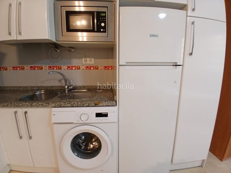 Foto bfd66eb6-33a7-4f71-bed3-a9005675bfa4. Lloguer estudi a El Molinillo - Capuchinos Málaga