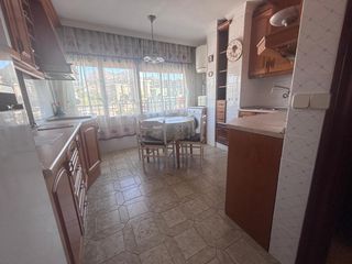 Pis a El Palo. Piso en venta en el palo
