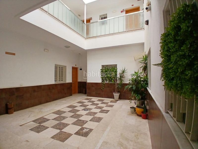 Foto 27dbe240-75b7-49e2-9202-e8526105e603. Rent flat with parking in La Trinidad Málaga