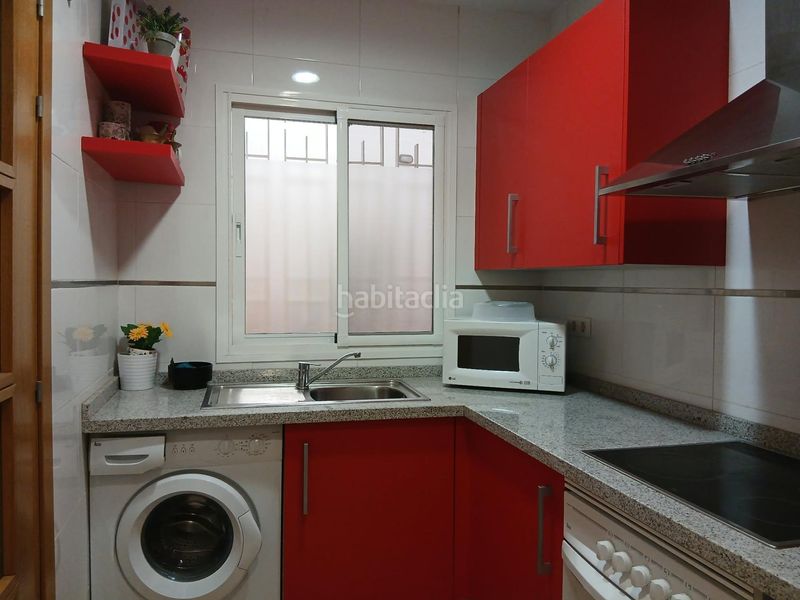 Foto bcd0847e-a314-4830-b51f-2f527da4e9fc. Rent flat with parking in La Trinidad Málaga