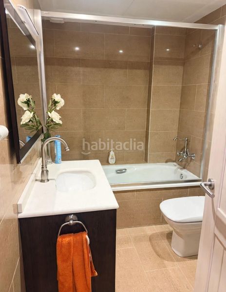 Foto 360aa949-2f7d-4132-b04d-0817e37c7e79. Location appartement avec parking dans La Merced Málaga