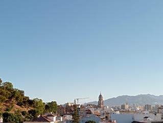 Appartement à Gibralfaro. Mes de agosto y septiembre asesoramiento gratis  por nuestro dep