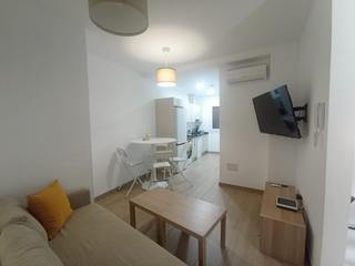 Édifice à Conde de Ureña. Edificio en venta con dos apartamentos con entrada independiente