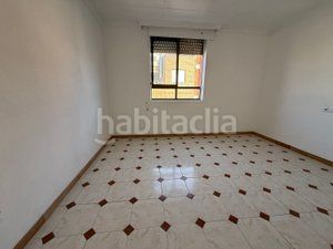 Foto b887a6c7-2d11-4763-9321-4840c9ce0c25. Miete etagenwohnung in calle reyes magos 14 in San Crispín-Huerta Nueva-Estación Elda