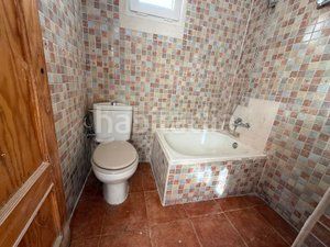 Foto cf1c8f2a-bee1-4c77-ab3b-9f72c01c4608. Miete etagenwohnung in calle reyes magos 14 in San Crispín-Huerta Nueva-Estación Elda