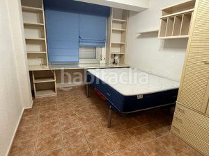 Foto d71e2b85-6bf9-4a23-a1f5-596f8894995c. Rent flat in calle velázquez 11 in Las Trescientas-San Francisco-Ciudad Vergel Elda