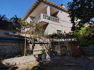 Casa  Bo el collado s-3 1 parc. 1, 2, 10 y camino. Chalet independiente con terraza y parcela edificable en entorno