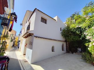 Maison à Platja de Vila Joiosa. Vivienda con muchísimo encanto en pleno casco antiguo, a solo 70