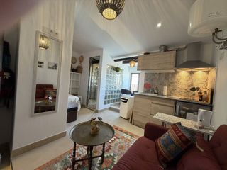 Studio  Fray posidonio mayor. Estudio reformado con encanto en el casco histórico, a un paso d