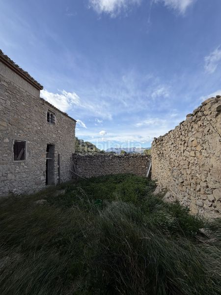 Foto 79adfa69-efa9-423a-8862-e77f85c30844. Masia a Sella