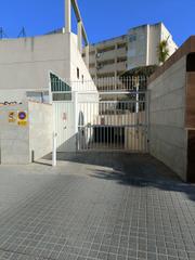Location Parking voiture à Pedro ruiz galiana. Alquiler plaza de garaje