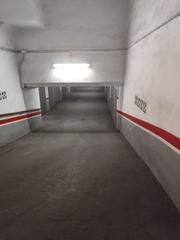 Aparcament cotxe  Sella. Plaza de garaje cerrada en venta, segura y fácil acceso