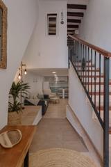 Apartament a San benito 10. Planta baja  estilo y confort en dos niveles en el corazón histó