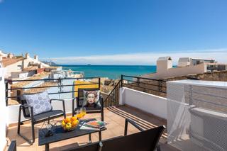Dúplex a San benito 10. Exclusivo dúplex con vistas al mar en el casco antiguo de villaj