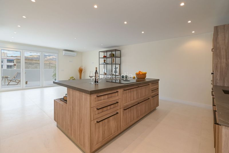 Foto 62670cda-02a0-4daf-845a-243bff2cc942. Àtic amb calefacció a Centro Urbano Vila Joiosa (la)