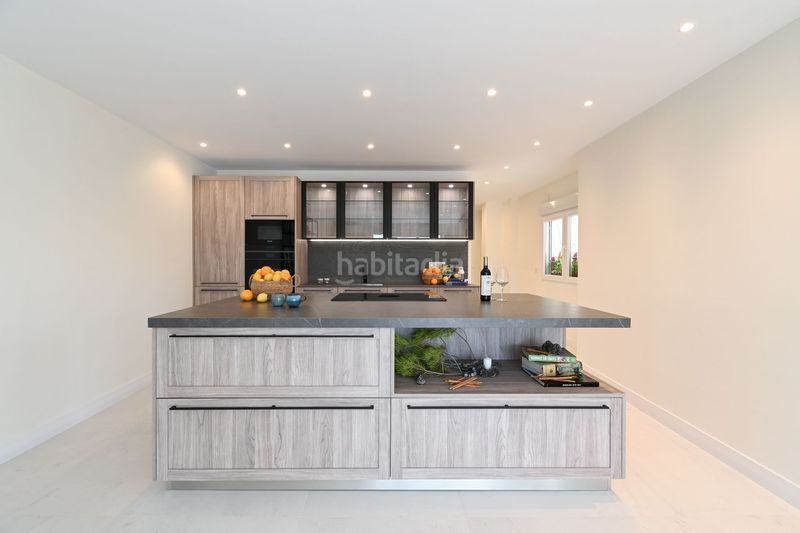 Foto 63d8aceb-35d0-4570-9d79-f60ace6e3872. Àtic amb calefacció a Centro Urbano Vila Joiosa (la)