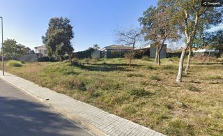 Maison  Carrer de l'eucaliptus. Terreno + casa obra nueva en girona
