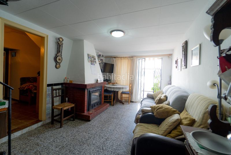 Foto 9e965c46-8ceb-415c-bd8b-d5de810fdeec. Casa amb calefacció aparcament a Riells Escala (L´)