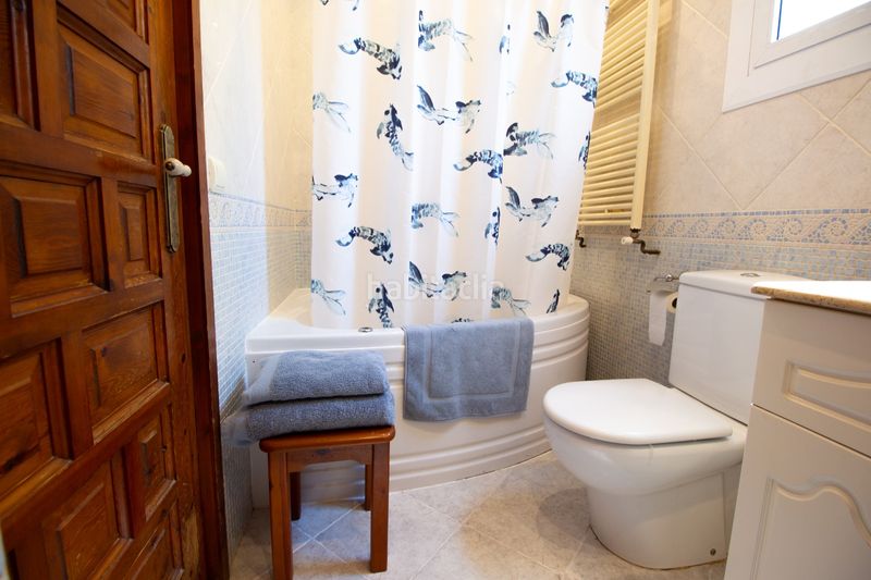 Foto 1123f210-4fb5-4181-9d69-96d624f2b778. Casa amb calefacció aparcament piscina a Alorda Park Calafell