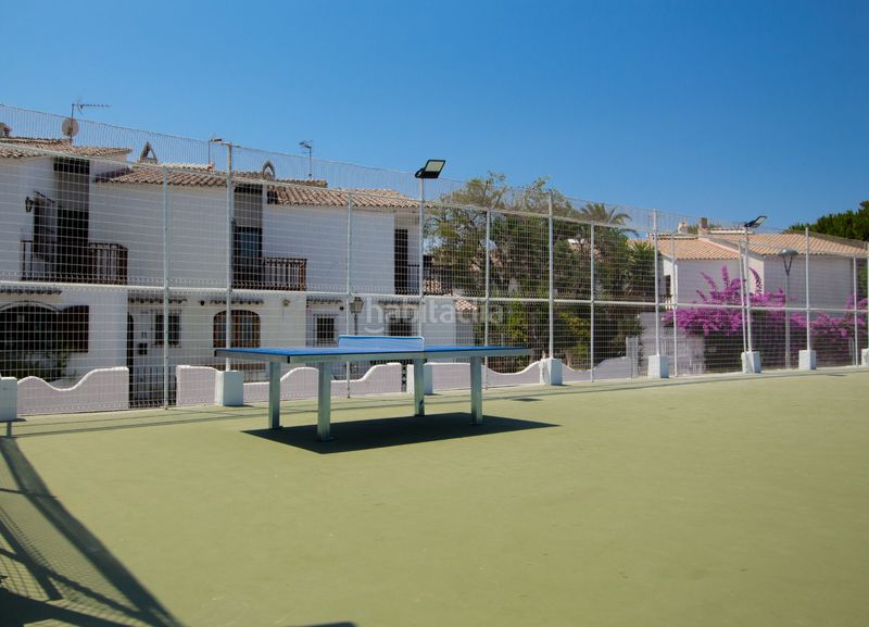 Foto b46b4701-cf98-41fe-ae5a-61795823cd47. Casa amb calefacció aparcament piscina a Alorda Park Calafell