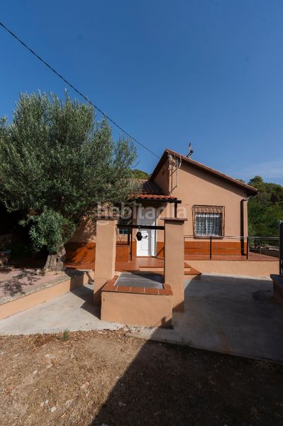 Foto 4a3abc8b-9240-4c83-aff5-ec54a1d959b9. Casa amb aparcament piscina a Olesa de Montserrat