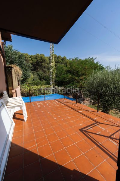 Foto ab27f6e1-a0f4-46f7-bdb9-1eba73134199. Casa amb aparcament piscina a Olesa de Montserrat