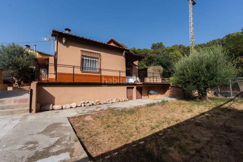 Foto bdabb364-0cb7-41e8-b489-c2e87c53661f. Casa amb aparcament piscina a Olesa de Montserrat