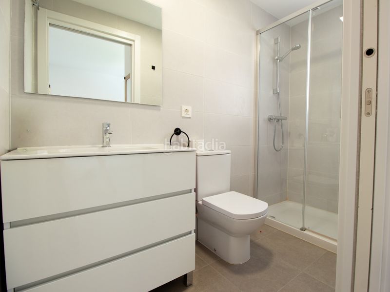 Foto f86067fc-a598-4cef-ad9a-c70b279746db. Pis amb aparcament piscina a Segur Platja Segur de Calafell