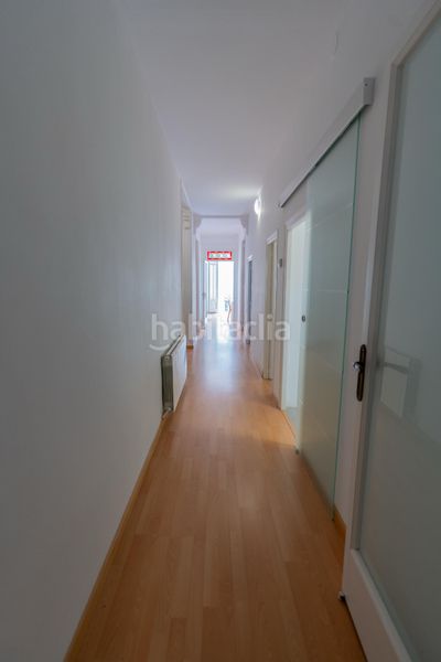 Foto 8141a473-15d0-445c-9c57-170b3df5efa8. Pis amb calefacció a Putget - Farró Barcelona