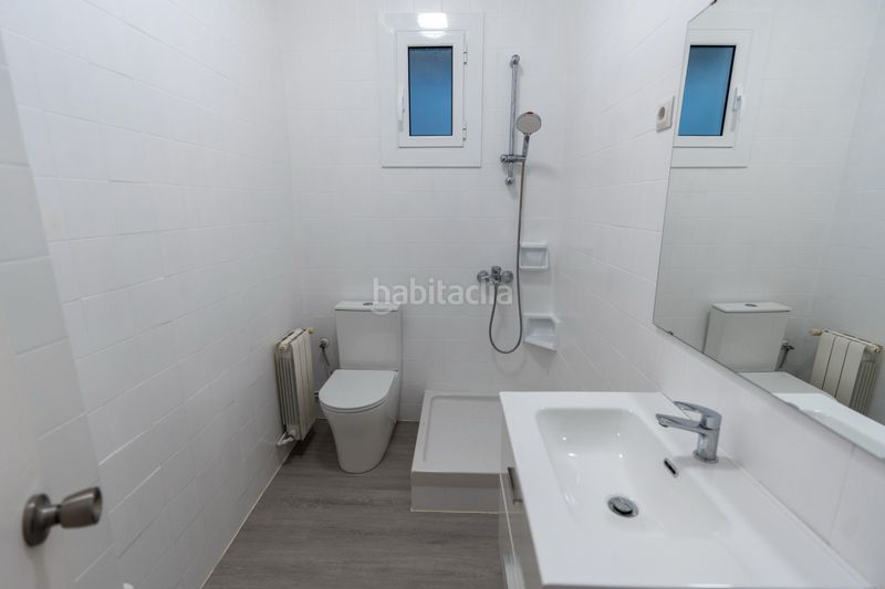Foto ba6de939-f0c8-40e2-b5e3-f9ef630014c0. Pis amb calefacció a Putget - Farró Barcelona