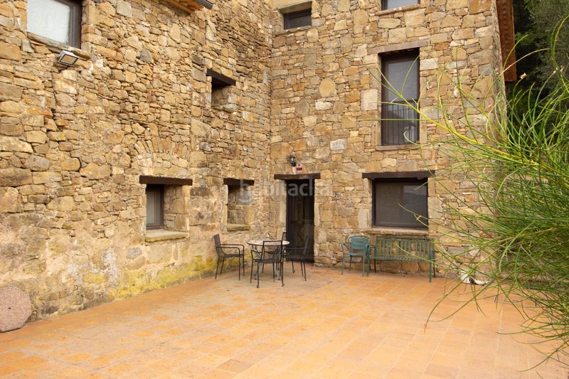 Foto 298aeabc-6073-4f93-8a14-64f71a84ee35. Masia amb aparcament a Mieres