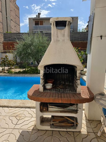 Foto b1383b9b-c686-40ec-be52-3a3fd27b564c. Casa amb xemeneia calefacció aparcament piscina a Igualada
