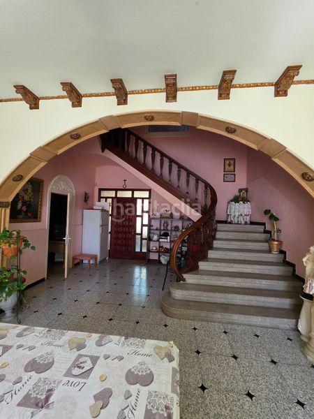Foto d3fd64be-a499-429a-a84c-698ec8dab9de. Casa amb xemeneia calefacció aparcament piscina a Igualada