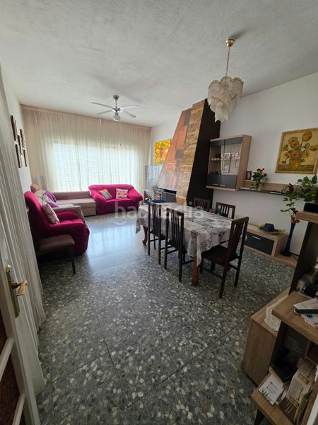Foto d5676b83-e070-4f3b-aa55-8235bfa18126. Casa amb xemeneia calefacció aparcament piscina a Igualada