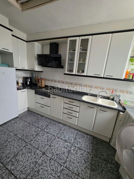 Foto f9313536-3576-4815-8e8b-aeff0403a79f. Casa amb xemeneia calefacció aparcament piscina a Igualada