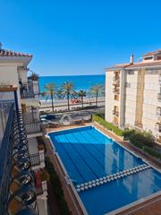 Àtic  Carrer de josep carner. Fabulós àtic dúplex a primera línia de platja, amb vistes al mar