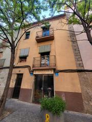 Edifici  Carrer de les escodines. Oportunitat d'inversió al centre de manresa