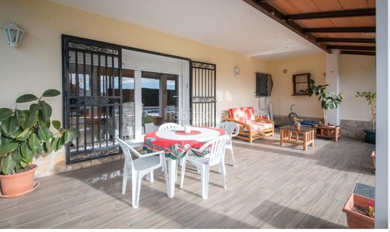 Foto 4cb0bc74-ba72-4774-9bbf-0dfe882a0f7b. Casa amb aparcament piscina a Mediona