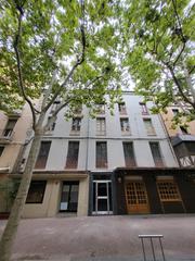 Édifice à Rambla de sant isidre 30. Oportunitat d'inversió al centre d'igualada: possibilitat de 12