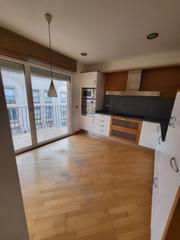 Dúplex  Avinguda de vilanova. Fantàstic dúplex amb espai, llum, terrassa privada i pàrquing