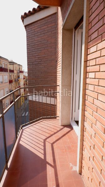Foto 0ac85da7-00e5-42dc-a7e7-7dc4c2b7e4a3. Pis a Plaça Catalunya Manresa